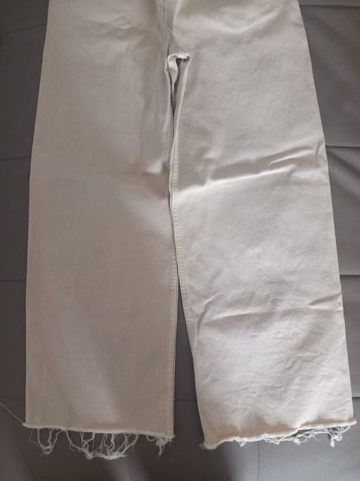 Calças Stradivarius