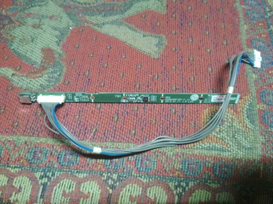 LG 28MN30D-PZ--розбiр битого