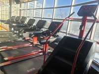 Schody Cardio jak Bieżnia Technogym Life Fitness Precor bez silnika