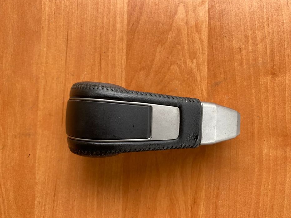 GAŁKA DŻWIGNIA LEWAREK ZMIANY BIEGÓW AUTOMAT MITSUBISHI L200 PAJERO