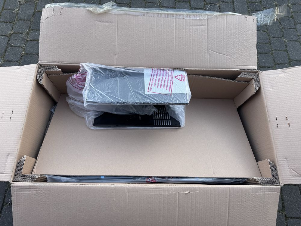Okap ścienny EVO FPJ 915 V BK A