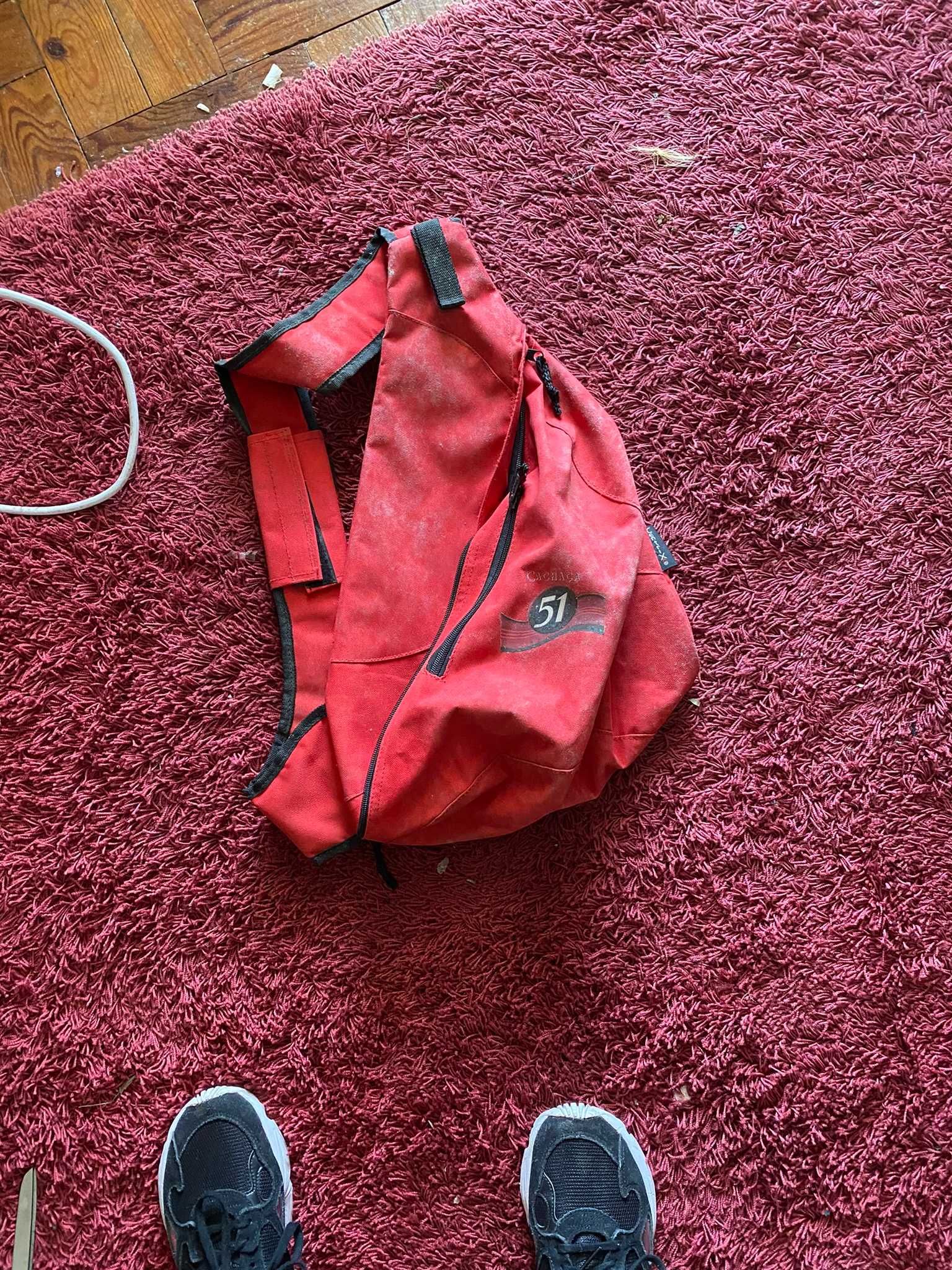 mochila vermelha 51