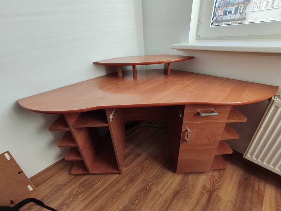 Biurko Rogowe Używane