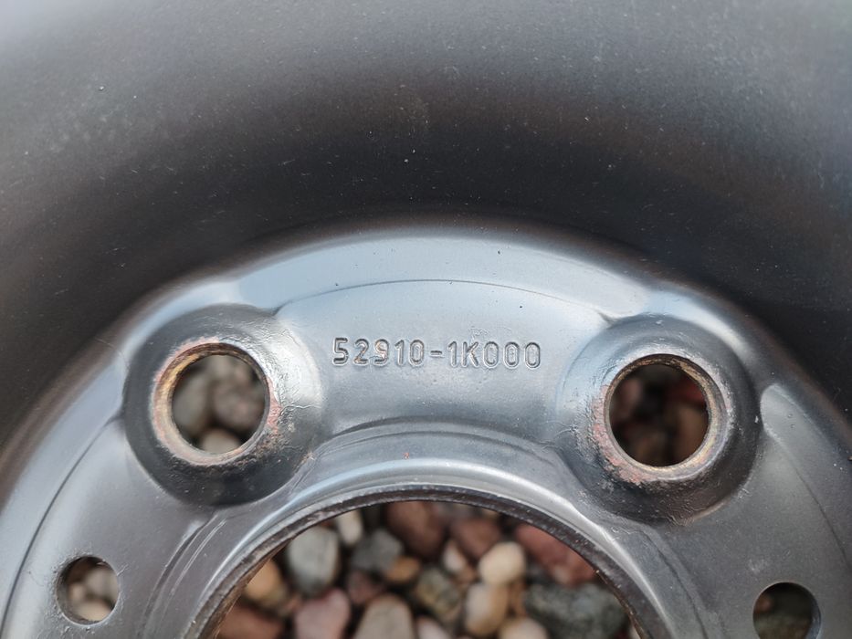 Koła zimowe Opony Pirelli 195/65 r15 5x114,3 Hyundai ix20 Kia Venga
