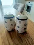 Pieprzniczka i solniczka ceramiczne