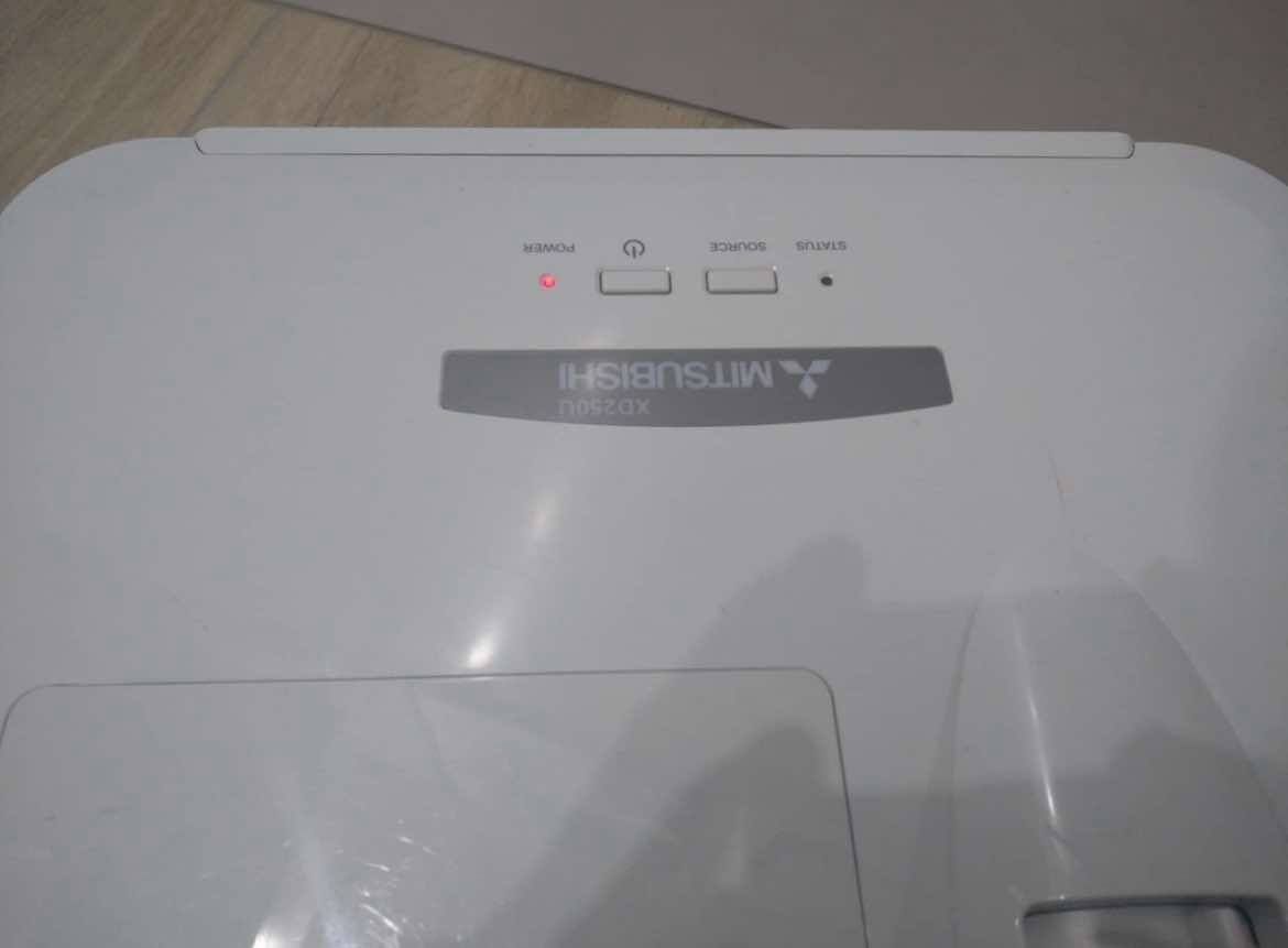 Projektor Mitsubishi