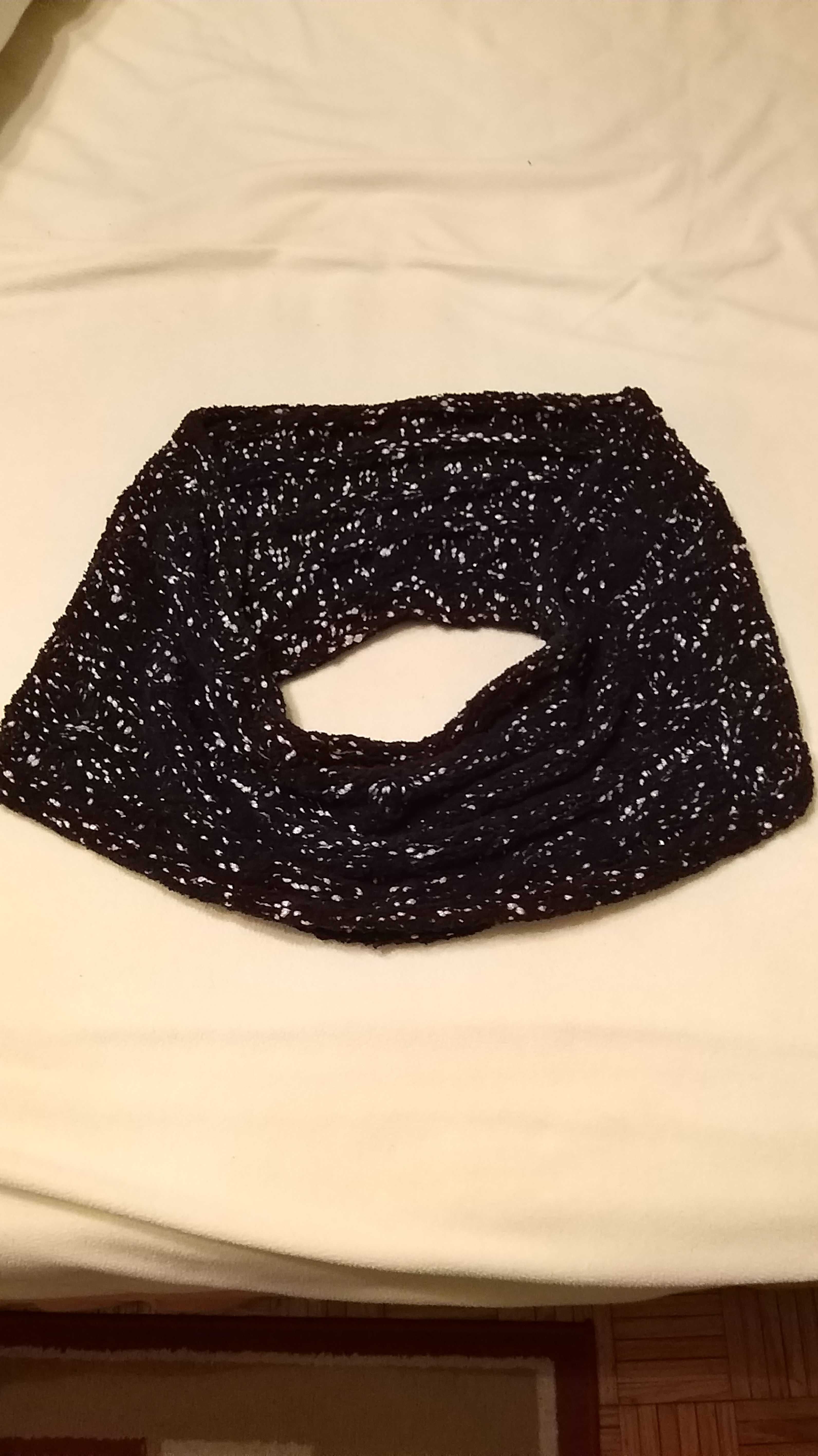Cachecol fechado Echarpe preto 1
