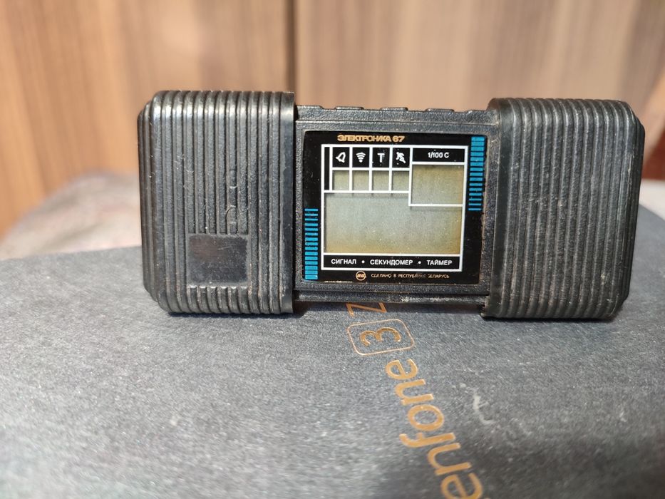 Електроніка 67 настільний годинник