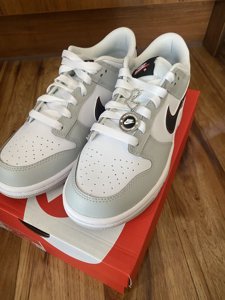 Nike Dunk Low SE Jackpot 37.5 38.5 40