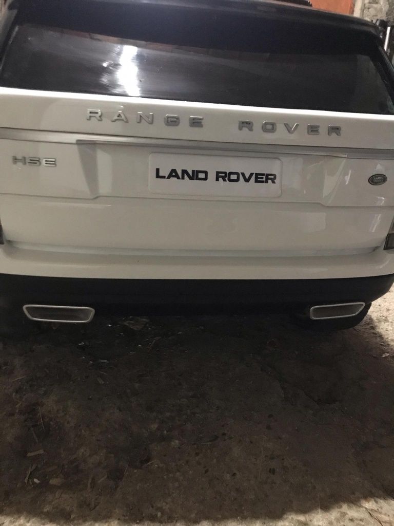 Carro de criança land rever