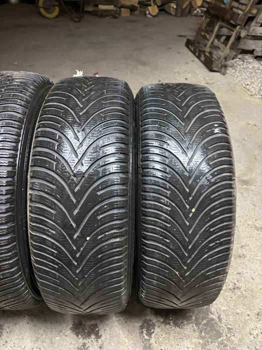 5 114,3 R16 з зимовою резиною 215/65/16