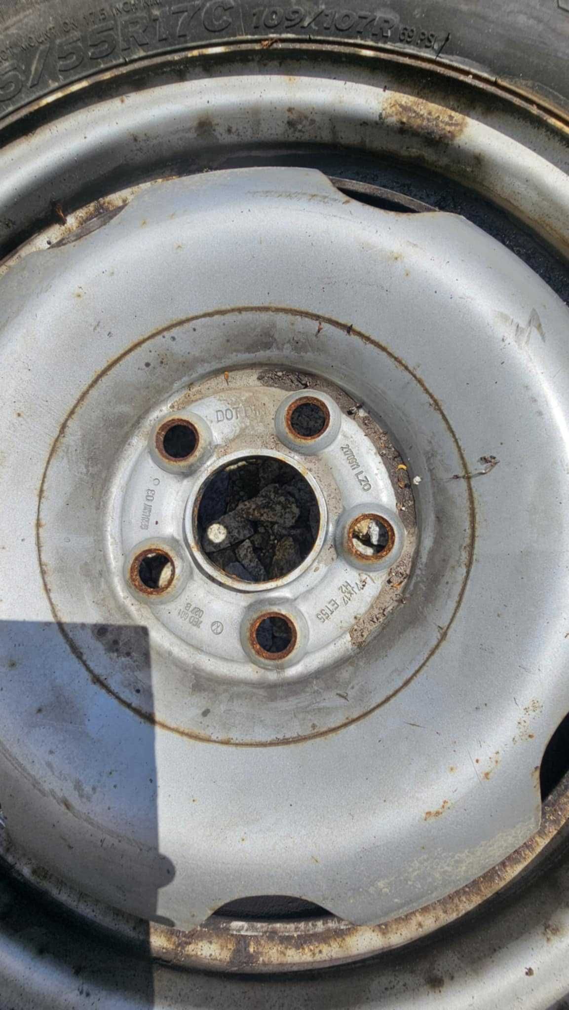 KOŁA 17' VW T5 T6 Multivan Caravelle + Opony 225/55 R17C