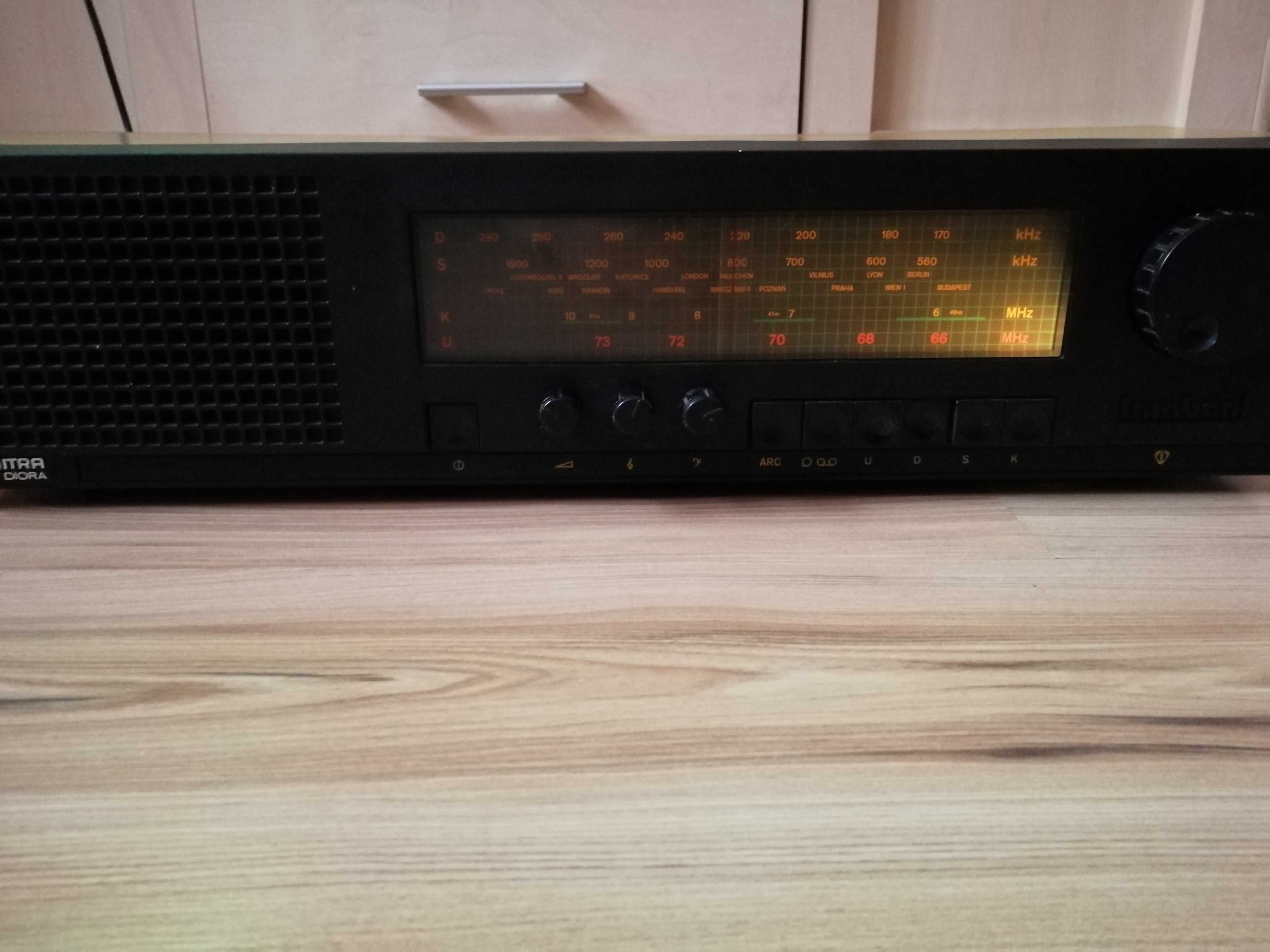 Radio UNITRA diora Taraban