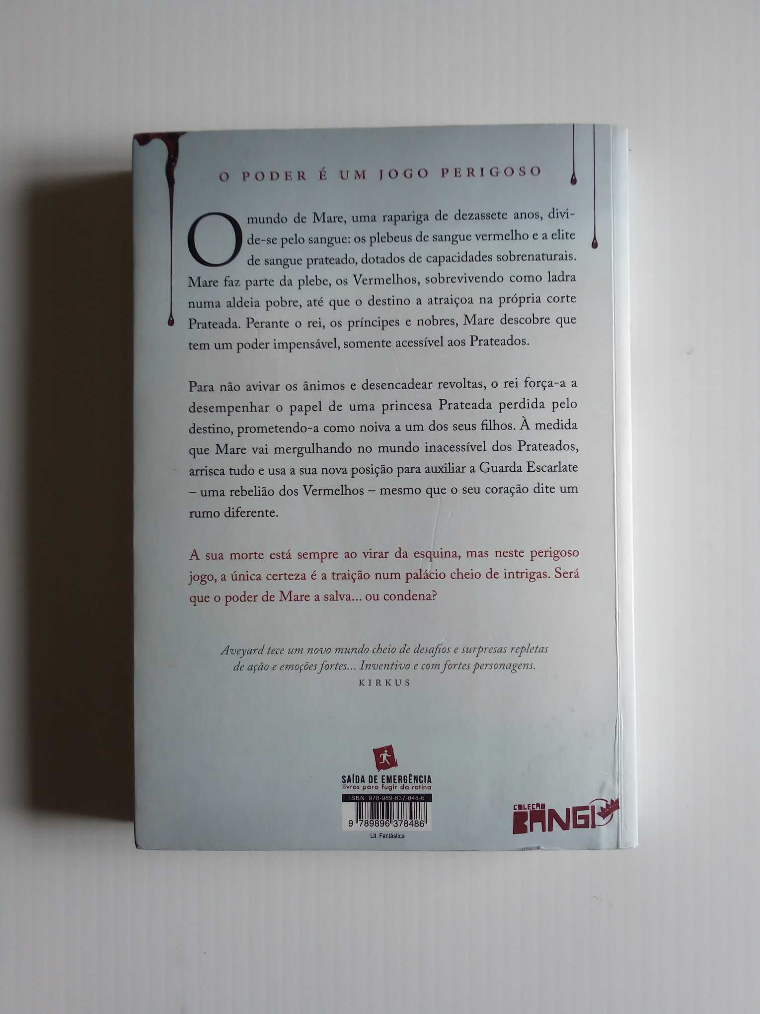 Livro "A Rainha Vermelha", de Victoria Aveyard