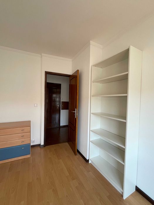 Arrendo apartamento T1 a estudantes