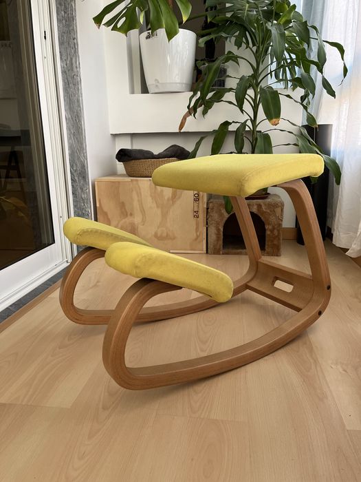 Kneeling chair Variable™, Varier