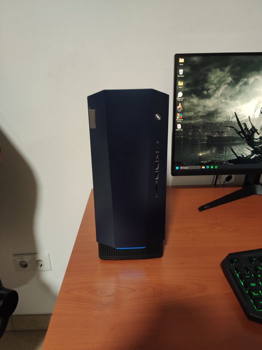 Lenovo IdeaCenter gaming 5