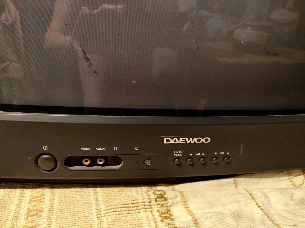 Телевизор Daewoo 21S2M Super Vision