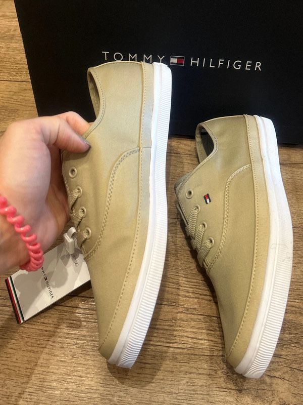 Nowe buty Tommy Hilfiger