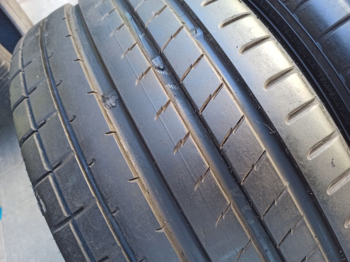 Летняя резина ПАРА 245/35 R19 Yokohama Advan V107
