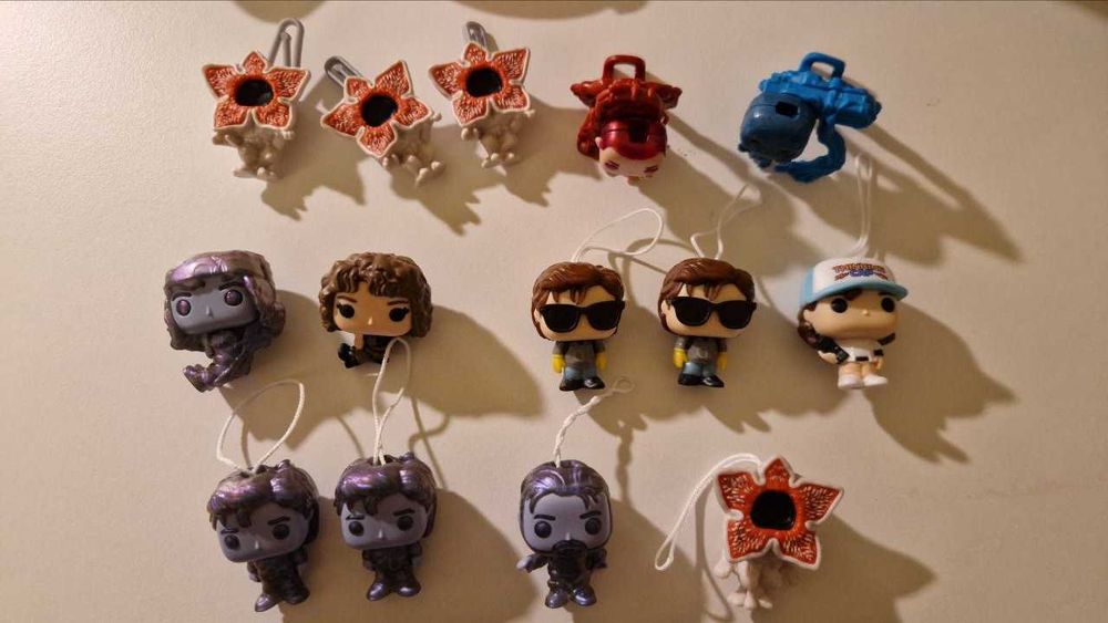 Stranger Things Kinder Joy