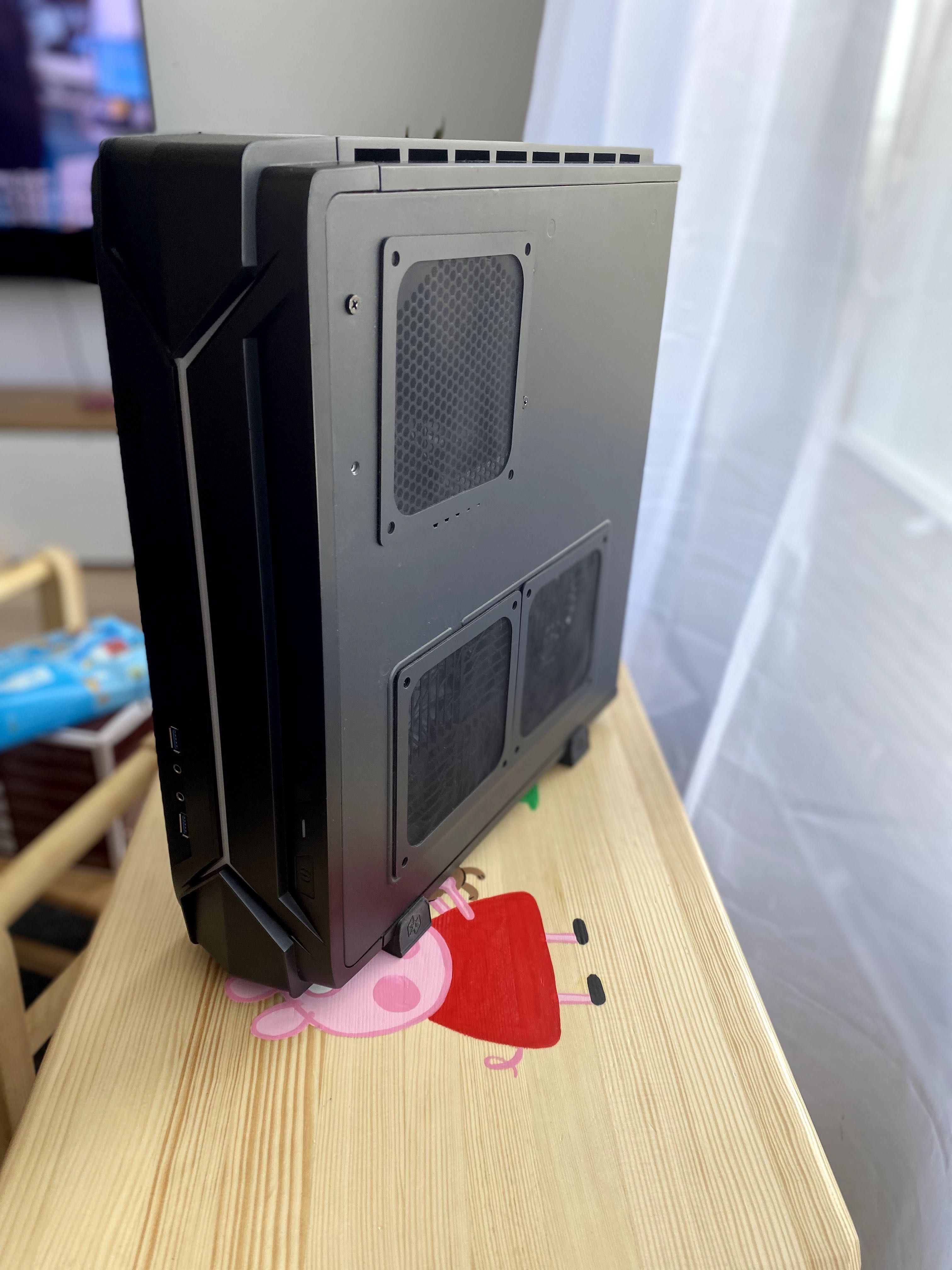 SilverStone RVZ03B-ARGB - Raven Mini-ITX obudowa do gier komputerowych