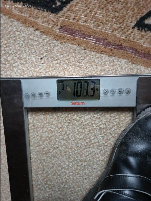 Ваги напідлогові електронні під ремонт