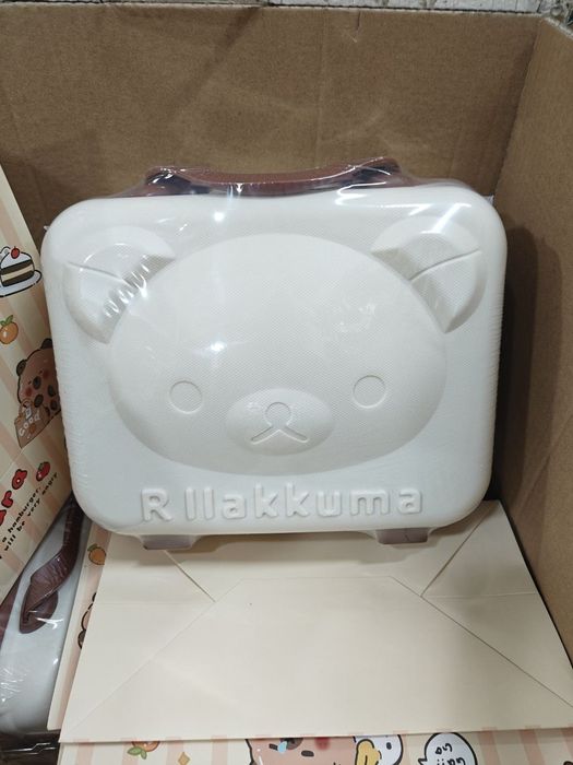 Канцелярський набір у кейсі капібара, панда