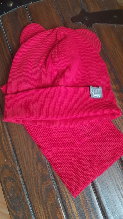 Шапка на дівчинку