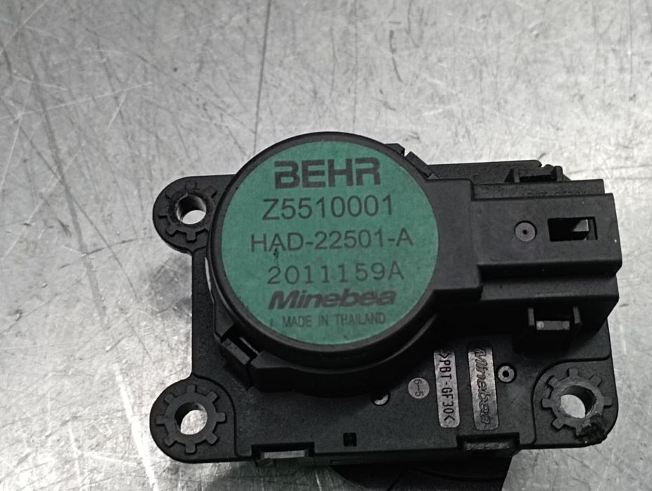 Motor da comporta da sofagem PEUGEOT 308 SW II