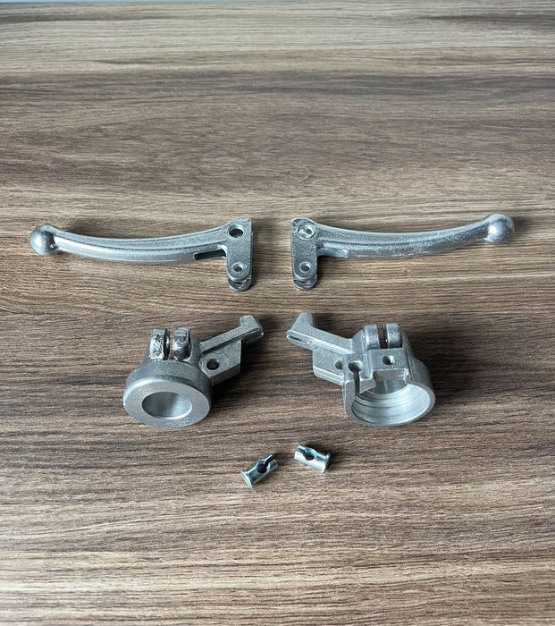 NOWY POLSKI komplet dźwignia korpus kierownicy OGAR 200 OGAR 205 ROMET