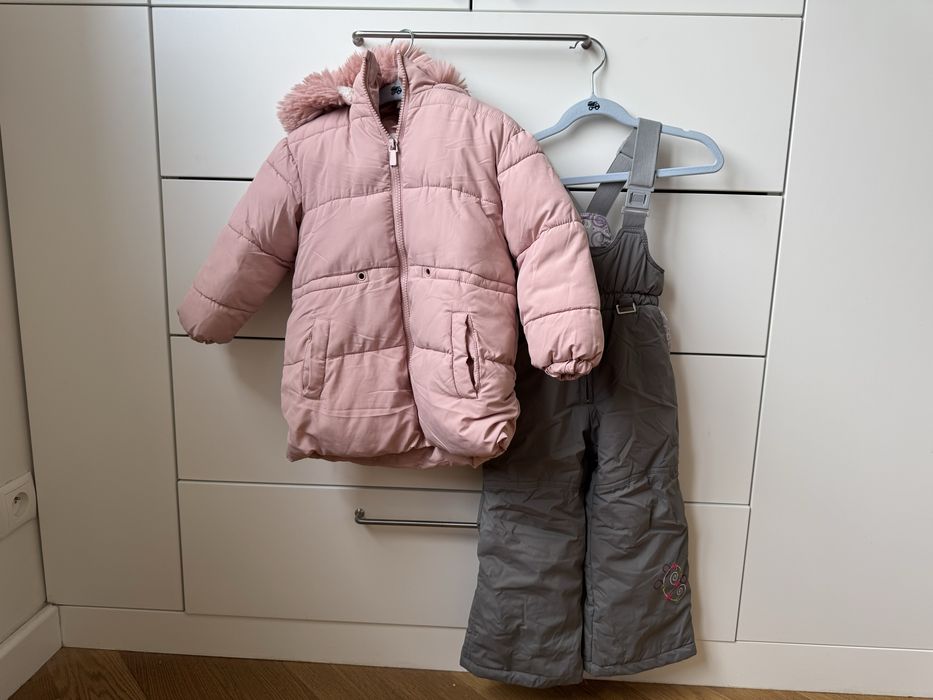 Zimowy komplet dla dziewczynki kurtka różowa i kombinezon Rozmiar 98