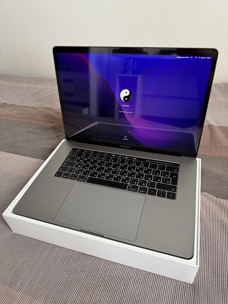 MacBook Pro 15 i7/16/256GB Space Gray (MPTR2) 2017