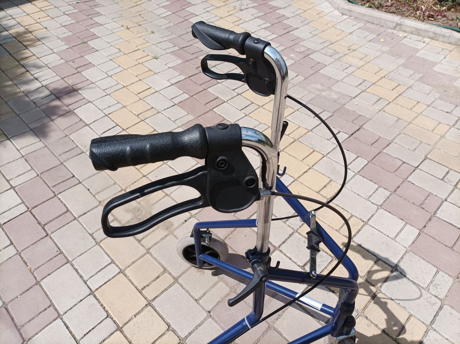 Ходунки до зрослых