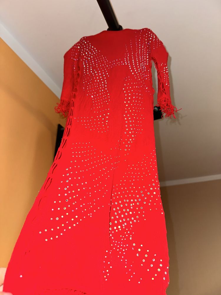 Postergirl red dress miranda