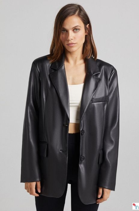 Bershka p M жіночий піджак зі штучної шкіри