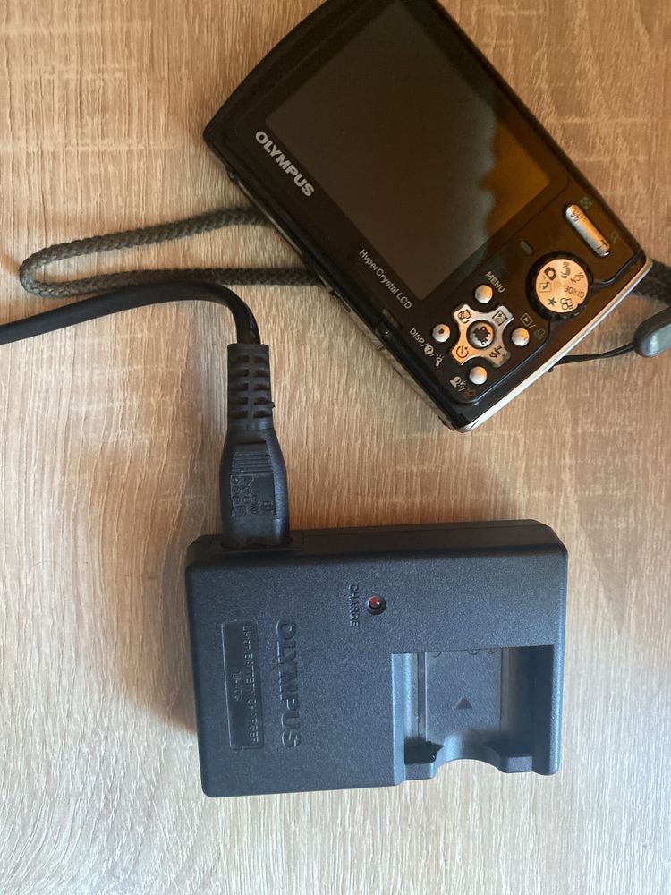 Olympus M 790 SW цифрова камера