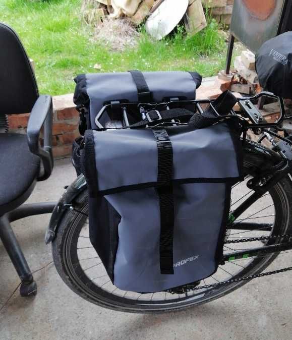 TORBA ROWEROWA na bagażnik sakwa rowerowa na rower duża pojemna 15l