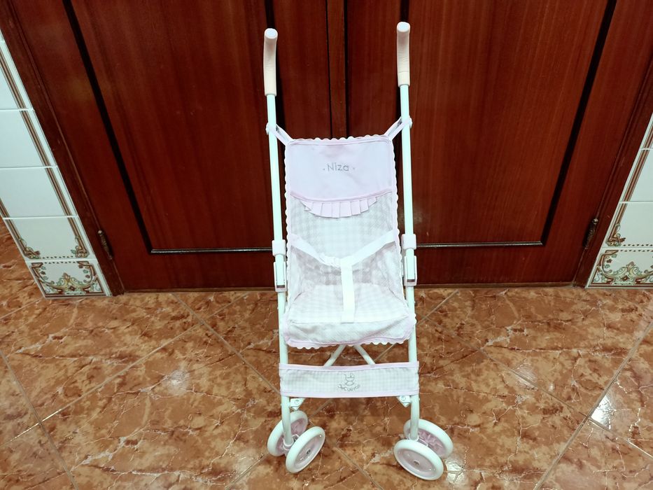 Carrinho de bebe bonecas brinquedos meninas crianças bebé casa quarto.