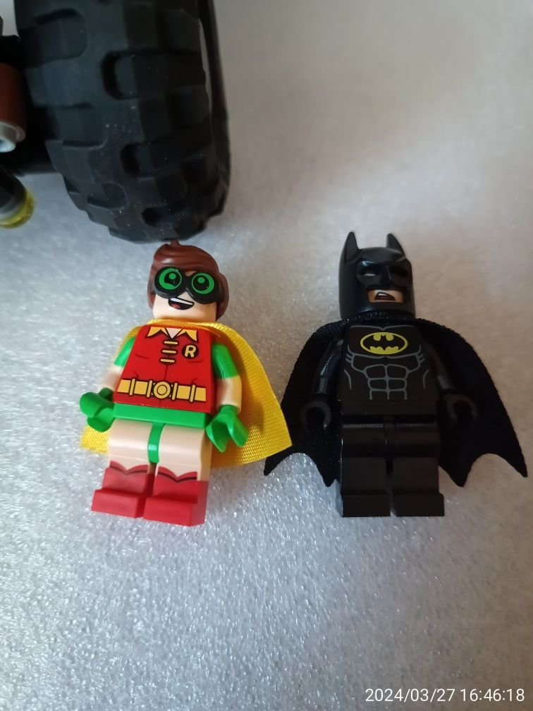 Lego Batman Бетмобиль