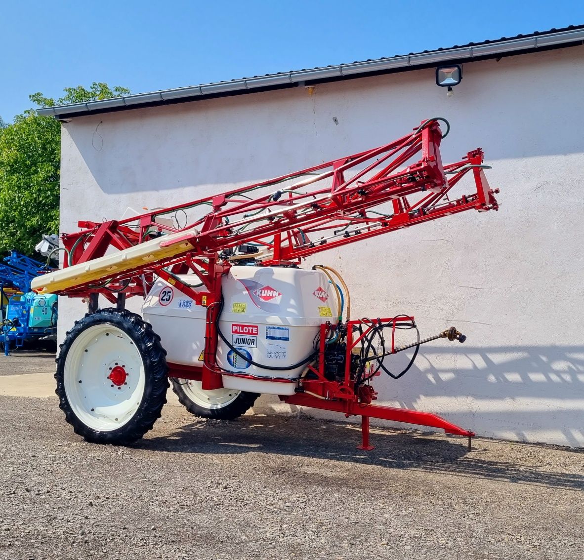 Opryskiwacz Kuhn Pilote Plus 2000l 21/18m stan B.Dobry 2003r.