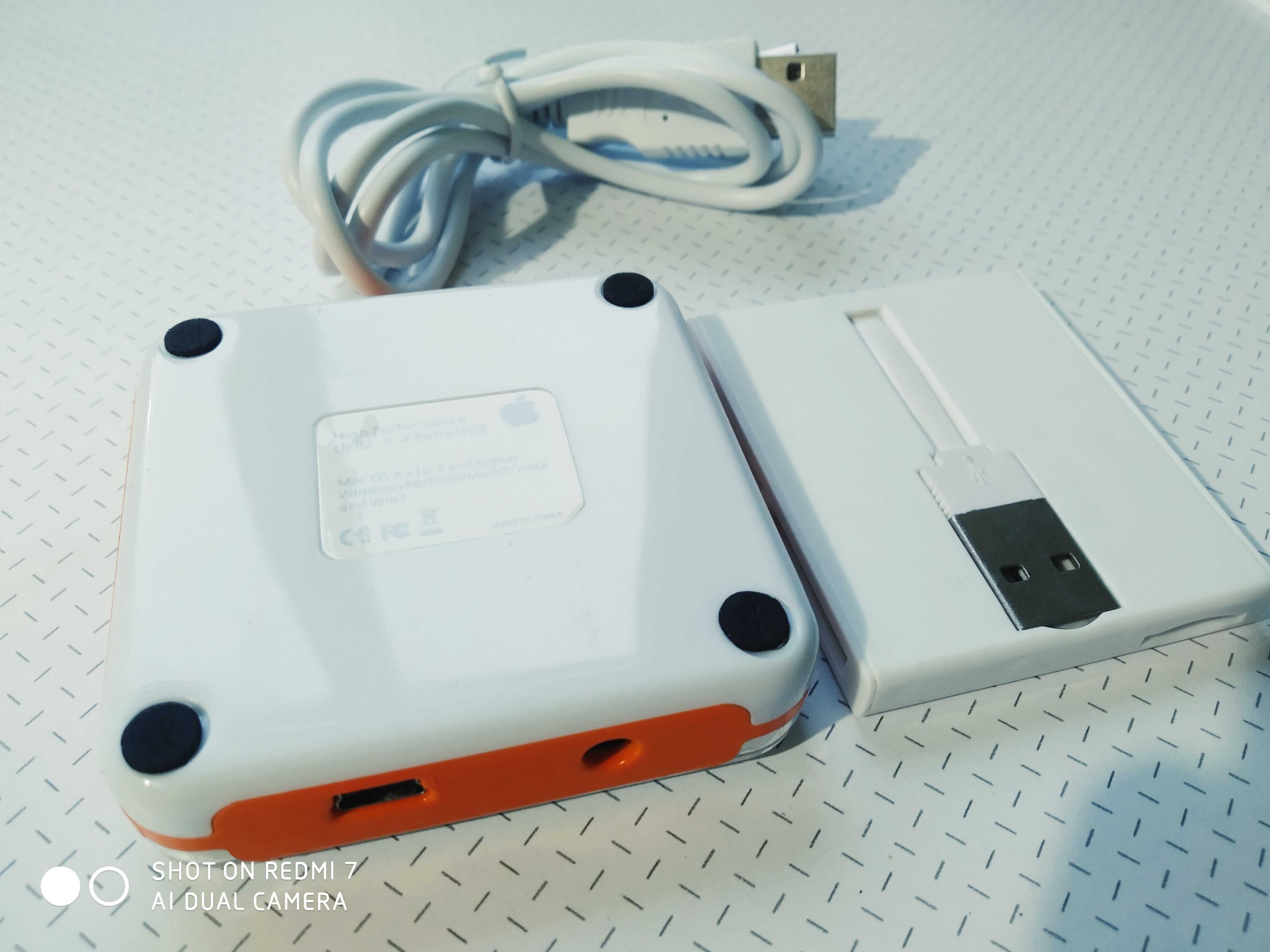 USB hub + картрідер Apple