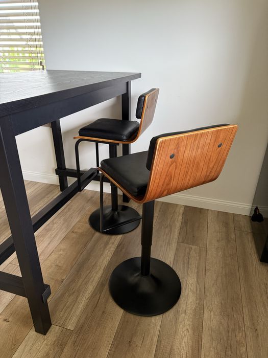 Stół barowy Ikea Nordviken krzesła hokery obrotowe regulowane