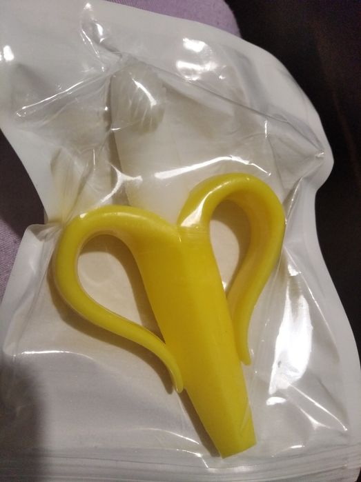 Прорезователь грызунок банан