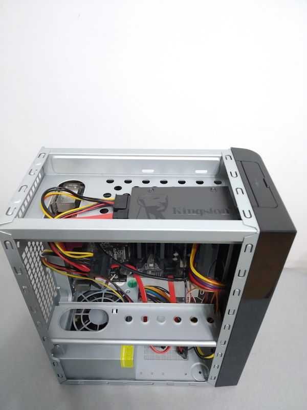 PC Desktop / 2.0GHz / 8GB Ram / SSD 240GB