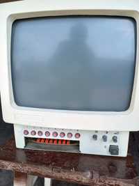 Чорно- білий телевізор Карпати,робочий,корпус білого кольору