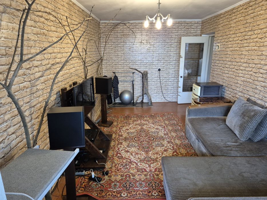 Продаж 2-кімнатної квартири Приморська 54