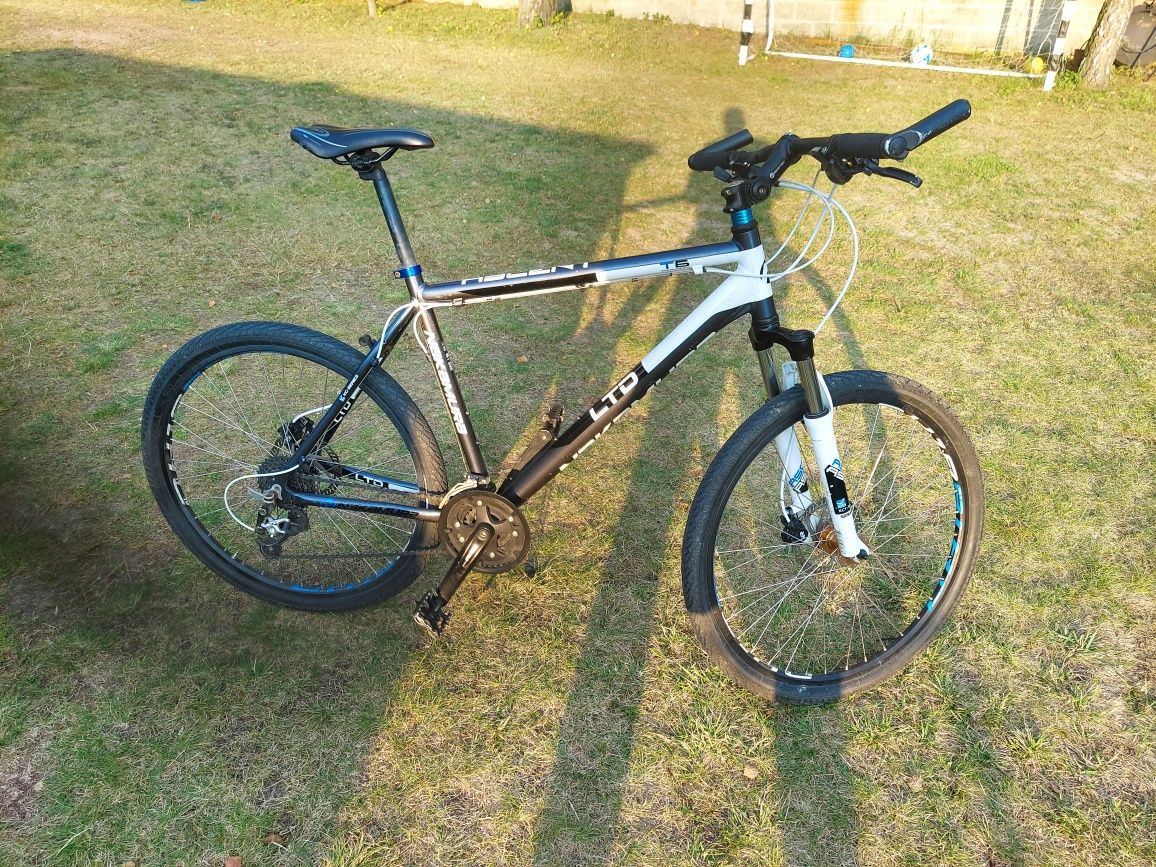 Nakamura Ascent 20 cali deore xt