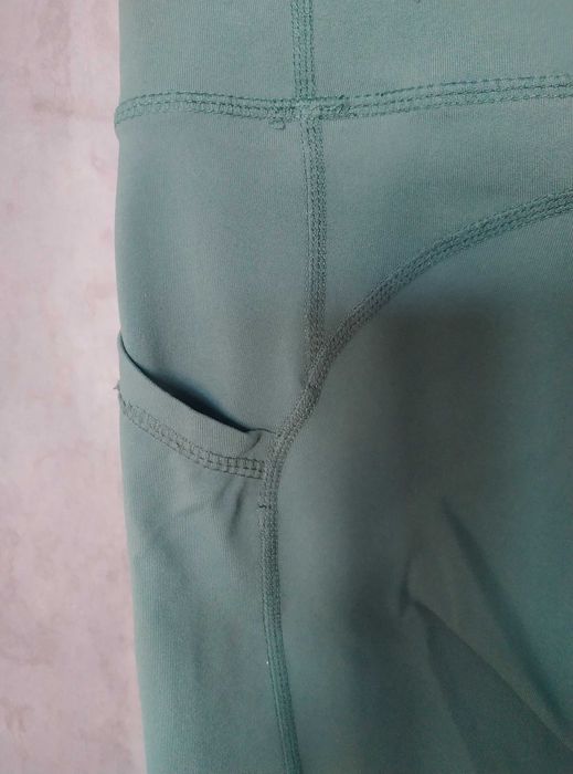 Getry sportowe z kieszeniami