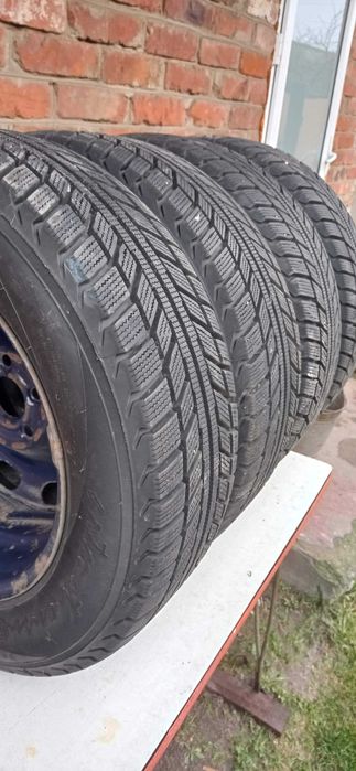 Комплект колес зима 195*65 r 15 + ковпаки